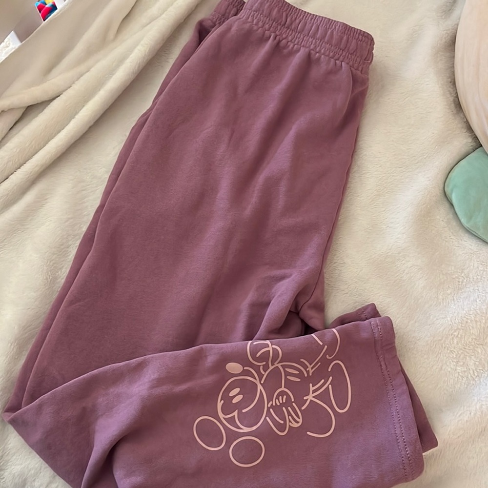 Mickey and friends Genuine Mousewear sweatpants